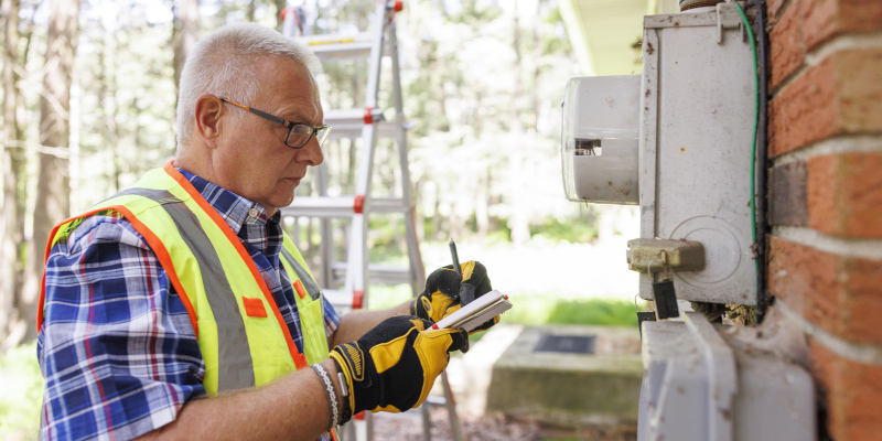 Emergency Electrician in Newport, Vermont